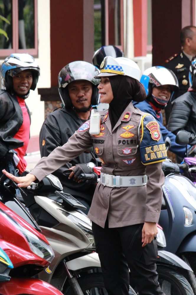 Sumpah Pemuda di Halmahera Tengah: Polisi dan Tukang Ojek Bersatu Dalam Semangat Kebersamaan