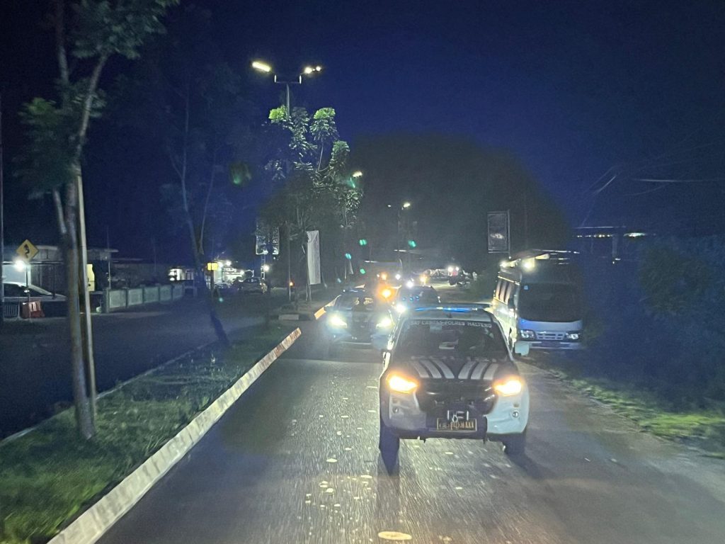 “Blue Light Berperisai Cahaya”: Polisi Hadirkan Rasa Aman di Malam Weda