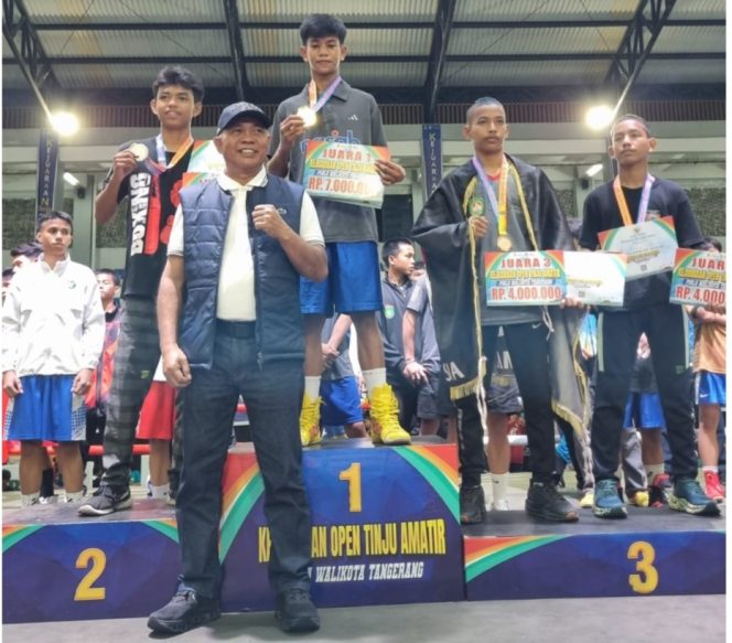 
 Kisah Mengharukan dari Ring Tinju Ternate: Semangat dan Doa yang Menembus Batas