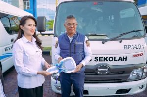 5 Bus Sekolah Kemenhub Tiba di Malut, Gubernur Sherly Dorong Akses Pendidikan
