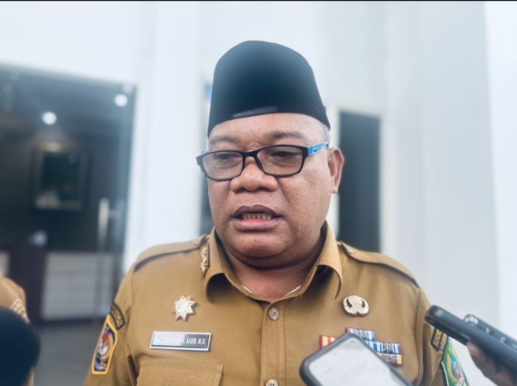 Terperiksa Dua Kasus Pidana, Samsudin Abdul Kadir Harus Dinonaktifkan