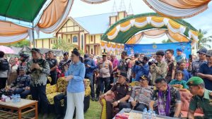 Gubernur Maluku Utara Sherly Tjoanda Resmikan Gereja Eben Haezer dan Salurkan 2.000 Paket Sembako di Morotai Timur