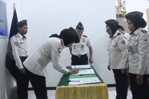 Bapas Ternate Teguhkan Komitmen Kinerja Lewat Penandatanganan Perjanjian Kinerja