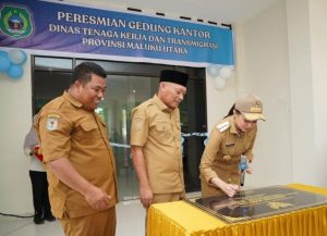 Gubernur Sherly Resmikan Kantor Baru Disnakertrans, Tekankan Peningkatan SDM Lokal