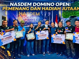 Penyerahan Hadiah para juara tournament domino DPW NasDem Maluku Utara