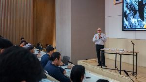 Ketika Batu dari Gosowong Sampai ke Kampus: Cara NHM Mendekatkan Dunia Tambang dengan Mahasiswa