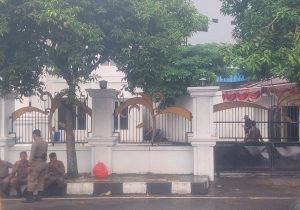 Rapat Tertutup KPK dan Pemprov Malut di Ternate, Akses Media Dibatasi   