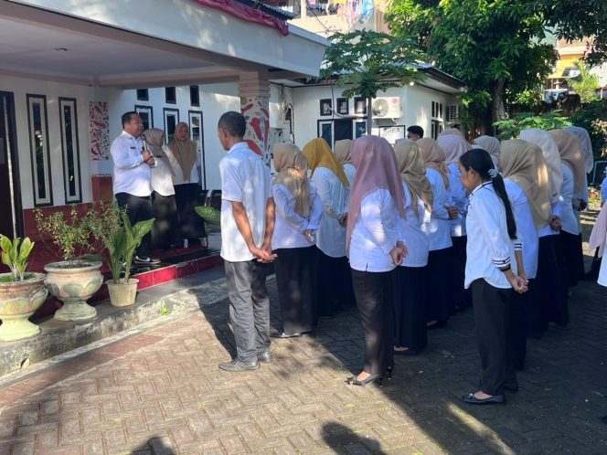 
 Sekda Ternate Tekankan Evaluasi Kinerja dan Disiplin ASN DP3A