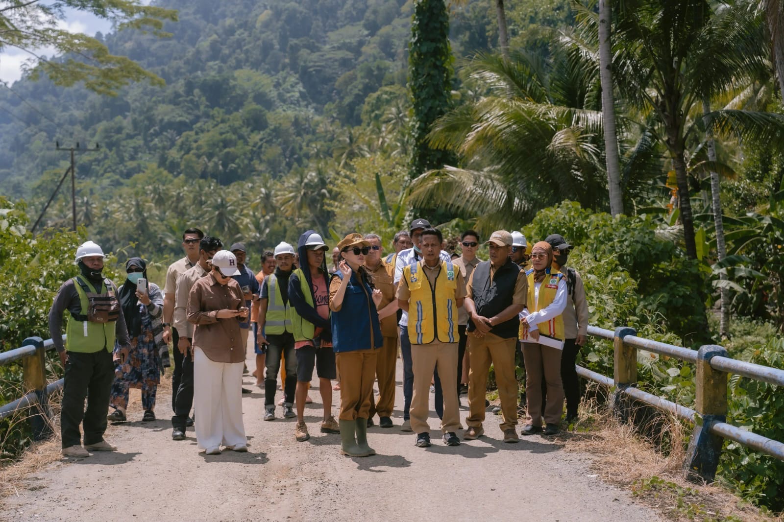 Sherly Turun Gunung, Pastikan Jalur Oba–Halsel Tuntas 2027