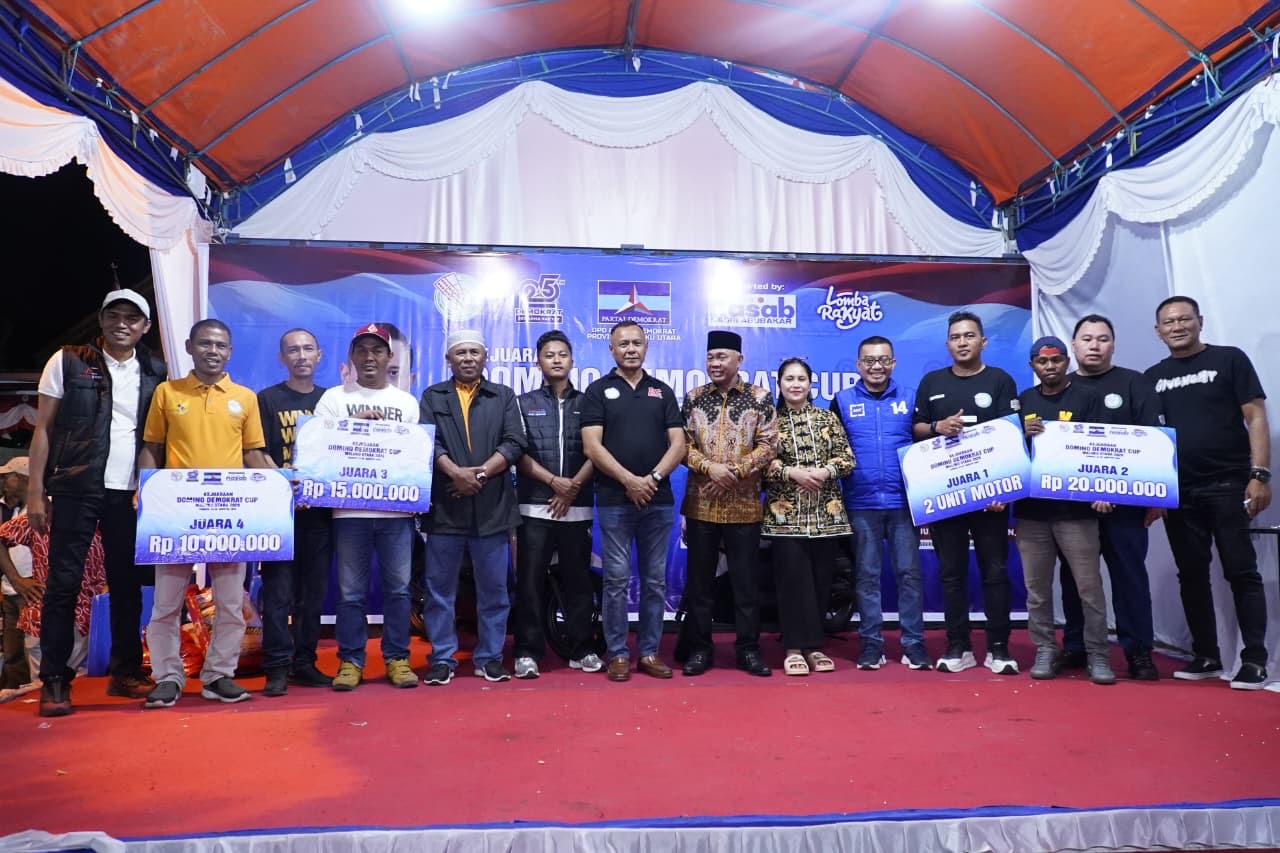 Domino Demokrat Cup Ditutup, Dua Motor dan Umrah Jadi Sorotan