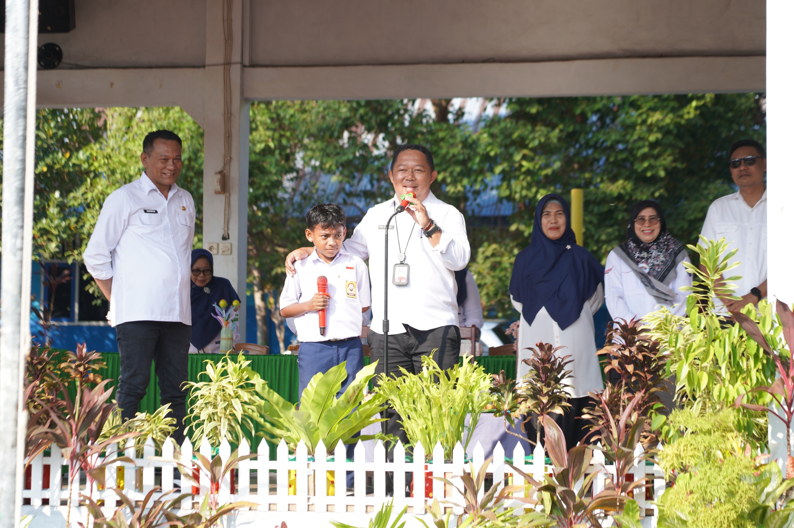 Kunjungi SMP Negeri 5, Sekda Rizal Marsaoly: Kualitas Pendidikan Kunci Masa Depan Ternate   